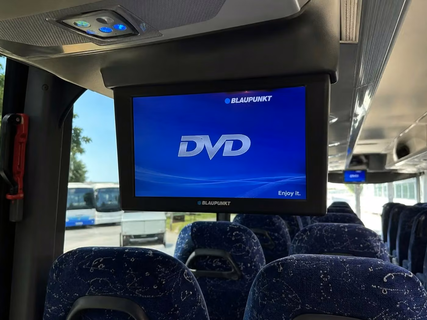 fort wayne 56 passenger charter bus tvs