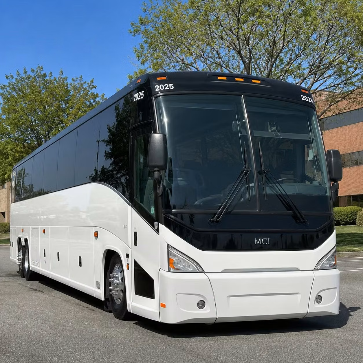 fort wayne ada accessible fort wayne corporate charter bus rentals