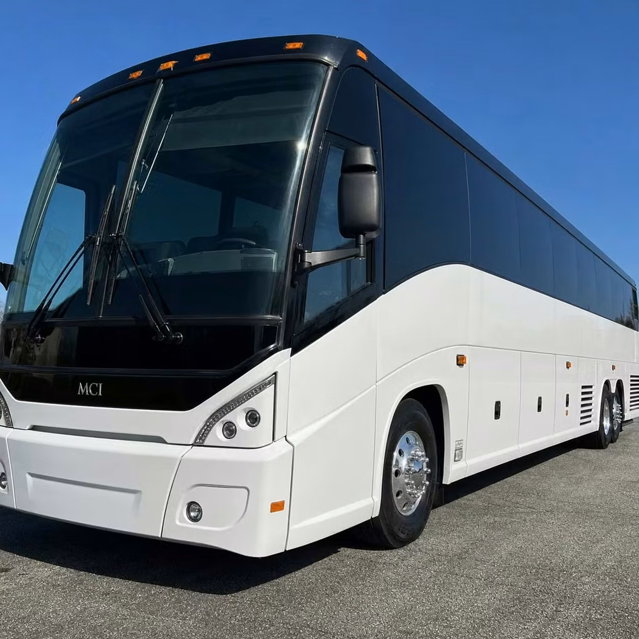 fort wayne airport employee shuttle services