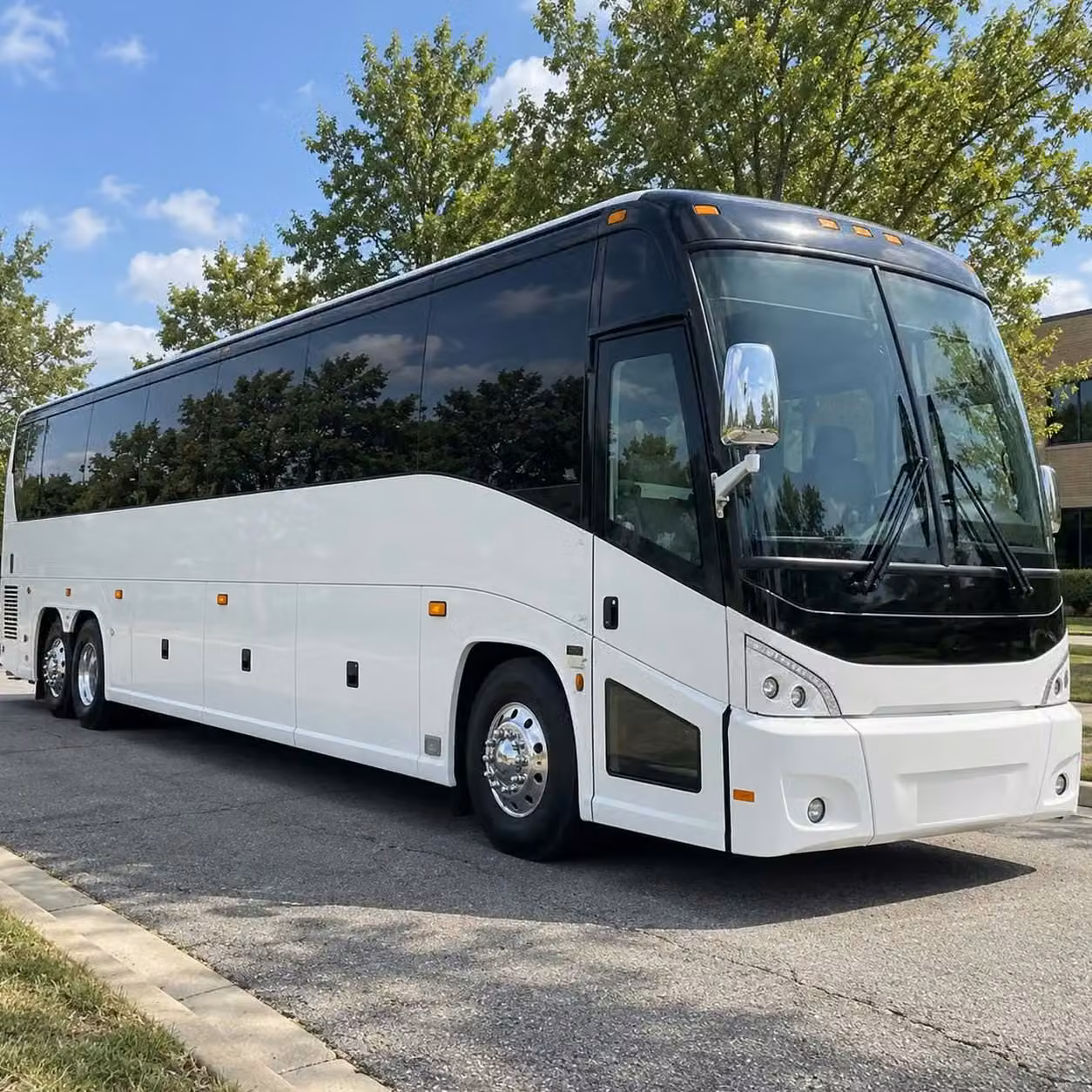 fort wayne charter bus transportation to notre dame stadium