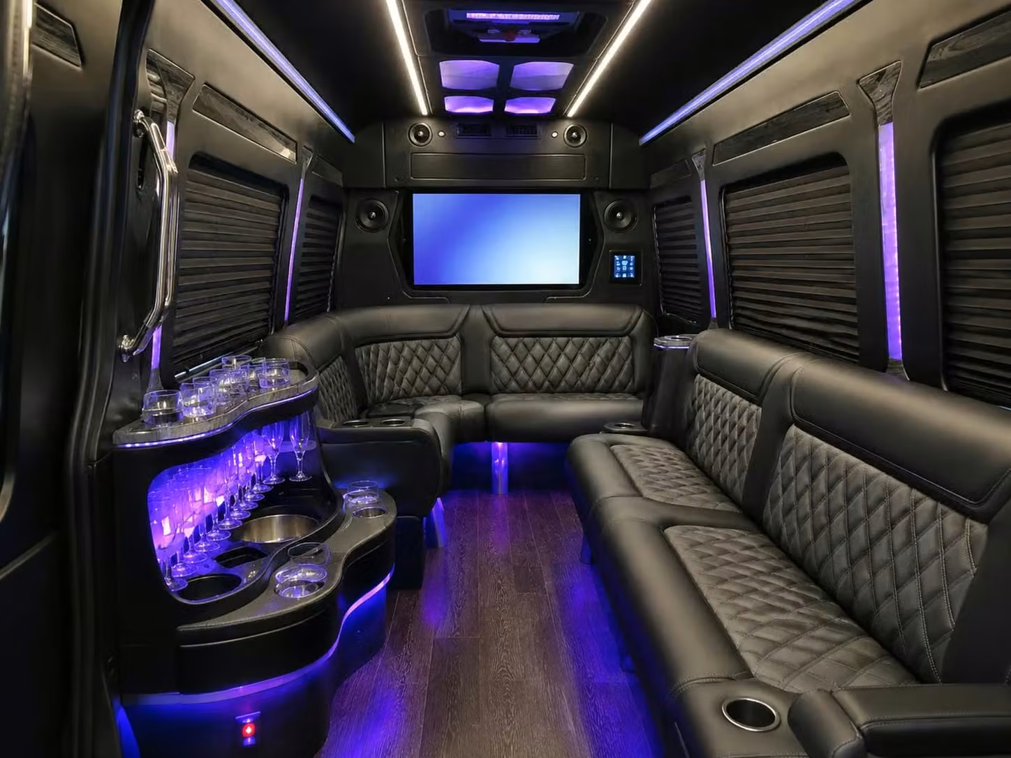 fort wayne hourly round trip and all night prom bus packages in fort wayne