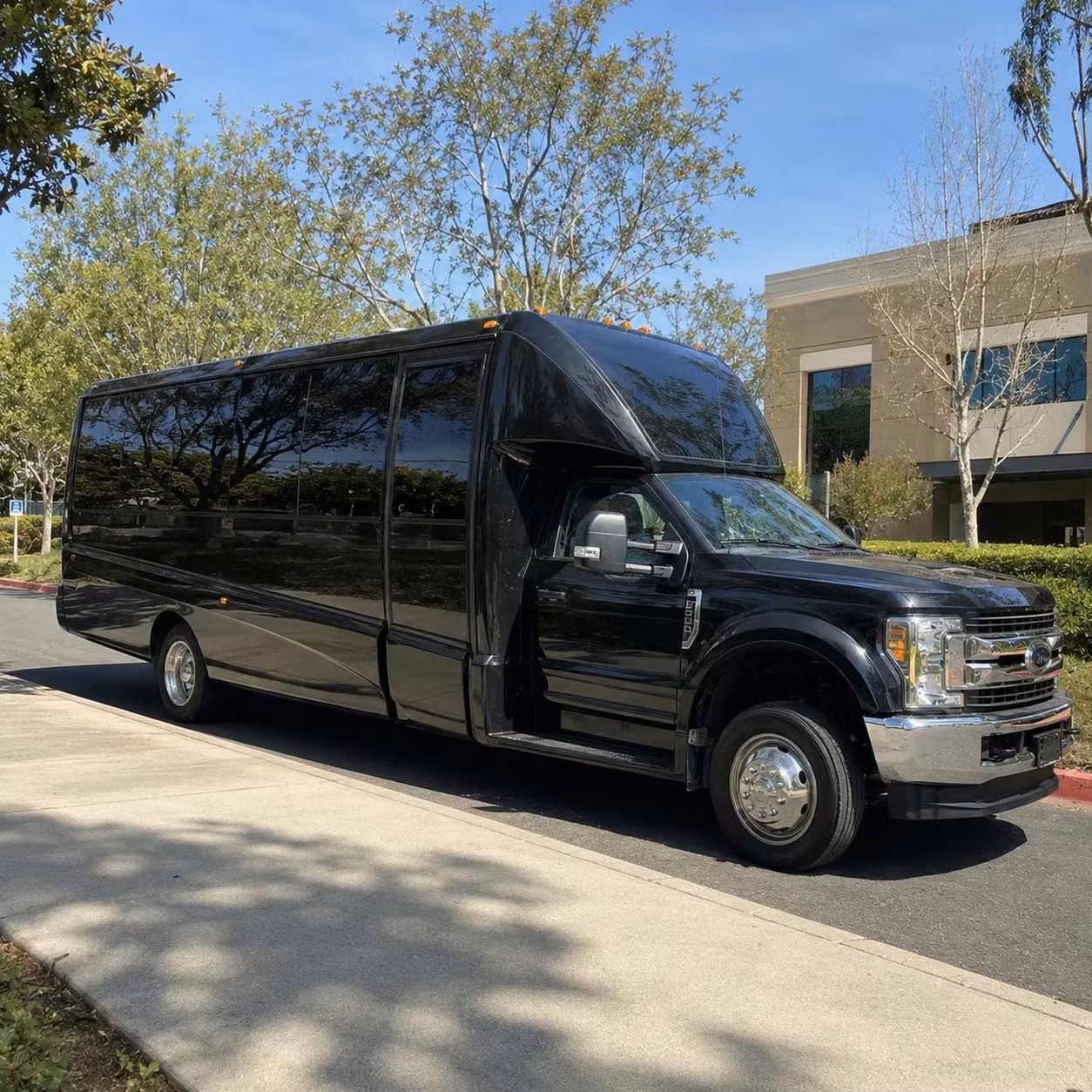 fort wayne prom transportation